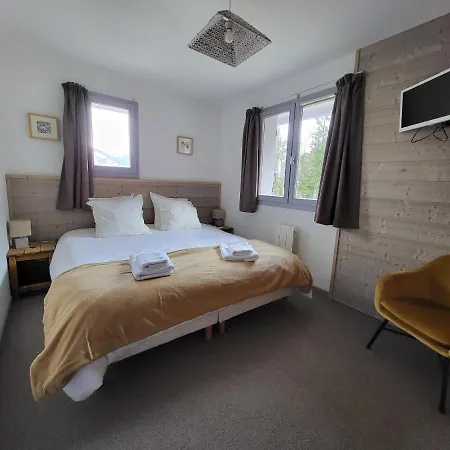 木屋 La Tania - 14 Personnes - 7 7 Salles De Bains - 40 M Des Pistes *