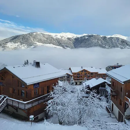 La Tania - 14 Personnes - 7 7 Salles De Bains - 40 M Des Pistes Chalet Courchevel